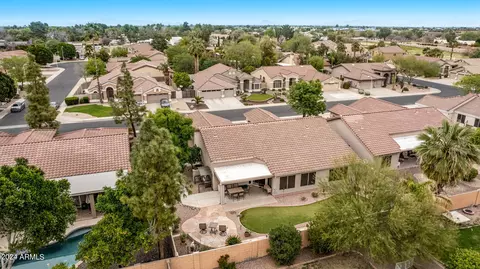 View/Area - 455 W Johnson Dr, Gilbert, AZ 85233 photo 6 of 10
