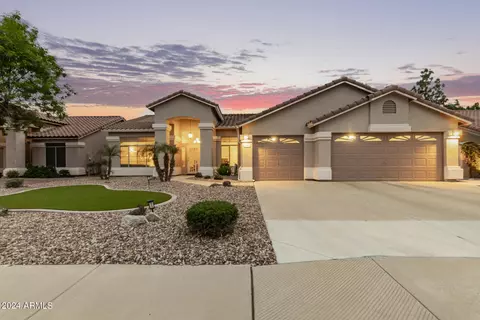 Exterior - 455 W Johnson Dr, Gilbert, AZ 85233 photo 2 of 19