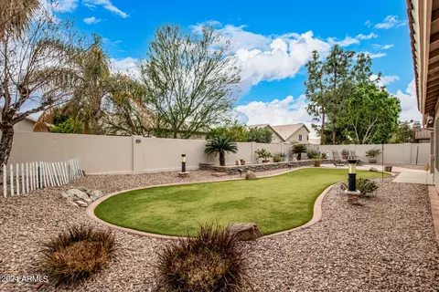 Exterior - 455 W Johnson Dr, Gilbert, AZ 85233 photo 18 of 19