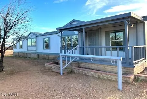 8751 E Madera Dr, Sierra Vista, AZ 85650