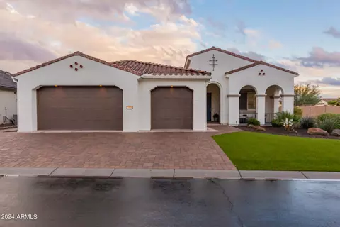 2059 N 166th Dr, Goodyear, AZ 85395