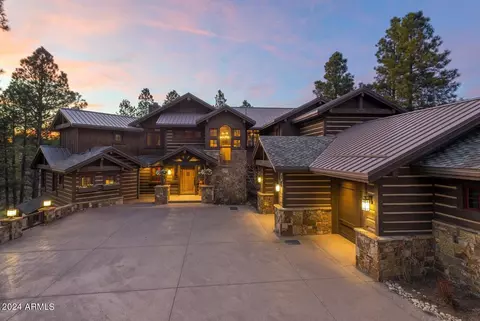 2550 E La Serena Dr, Flagstaff, AZ 86005