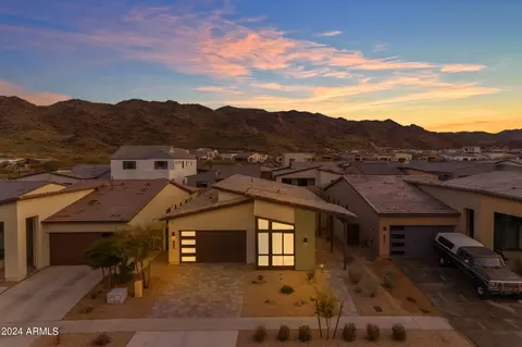 959 E Paseo Way, Phoenix, AZ 85042