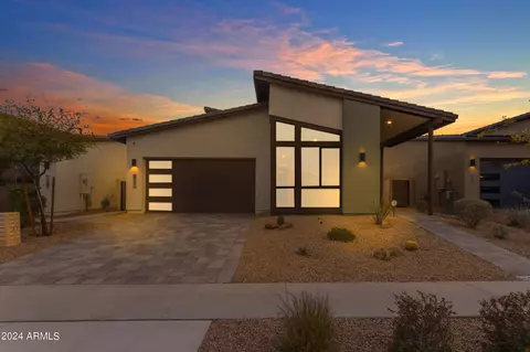 Exterior - 959 E Paseo Way, Phoenix, AZ 85042 photo 2 of 25