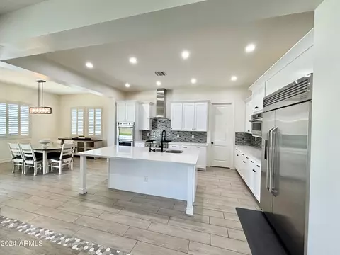 Kitchen - 1990 E Bellflower Ct, Gilbert, AZ 85298 photo 4 of 5
