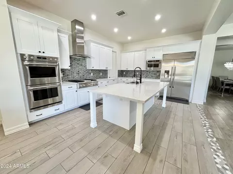 Kitchen - 1990 E Bellflower Ct, Gilbert, AZ 85298 photo 5 of 5