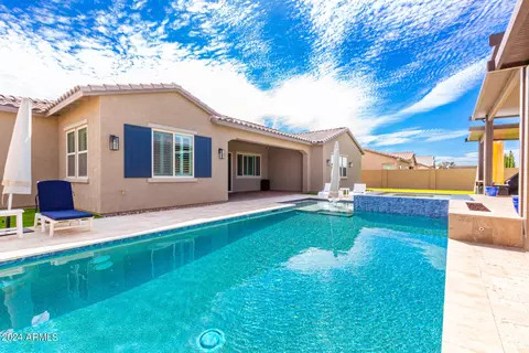 Exterior - 1990 E Bellflower Ct, Gilbert, AZ 85298 photo 9 of 12
