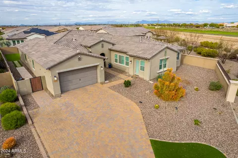 Exterior - 1990 E Bellflower Ct, Gilbert, AZ 85298 photo 5 of 12