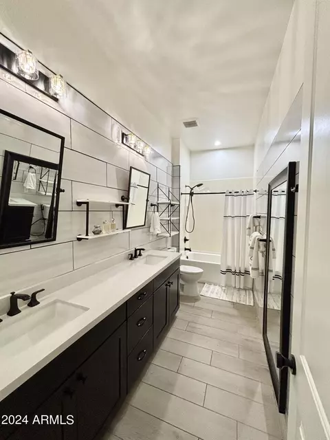 Bath - 1990 E Bellflower Ct, Gilbert, AZ 85298 photo 5 of 6