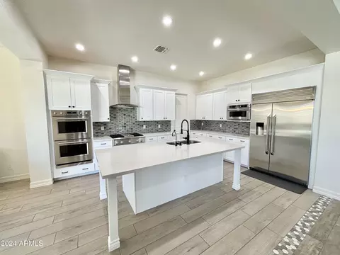 Kitchen - 1990 E Bellflower Ct, Gilbert, AZ 85298 photo 2 of 5