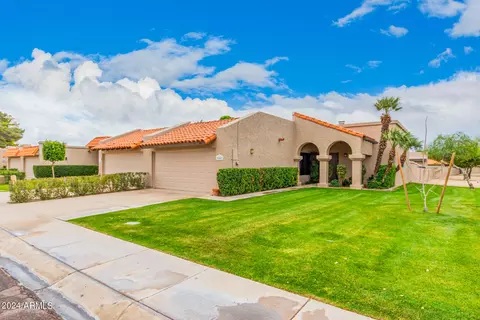 9407 E Laurel Ln, Scottsdale, AZ 85260