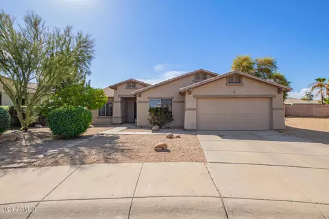 15844 W Navajo Cir, Goodyear, AZ 85338