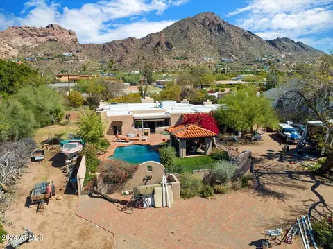 4925 E Camelback Rd #4, Phoenix, AZ 85018
