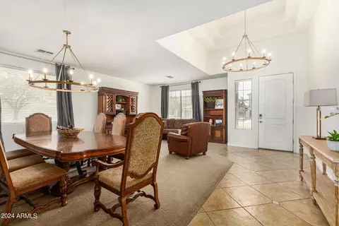 110 E Mary Ln, Gilbert, AZ 85295 photo 10
