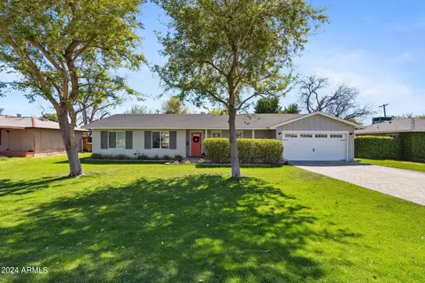 4049 E Clarendon Ave, Phoenix, AZ 85018