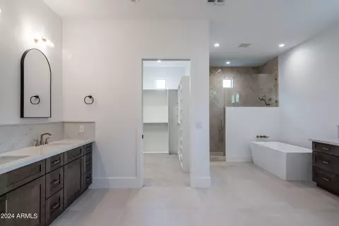 8103 N 10th Ave, Phoenix, AZ 85021 photo 10