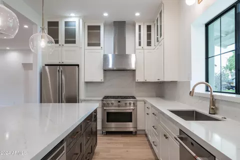 8103 N 10th Ave, Phoenix, AZ 85021 photo 5
