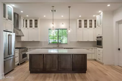 8103 N 10th Ave, Phoenix, AZ 85021 photo 4