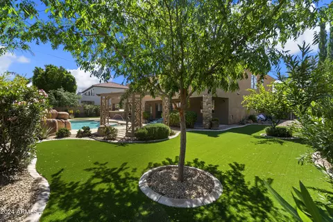 2410 W Preserve Way, Phoenix, AZ 85085