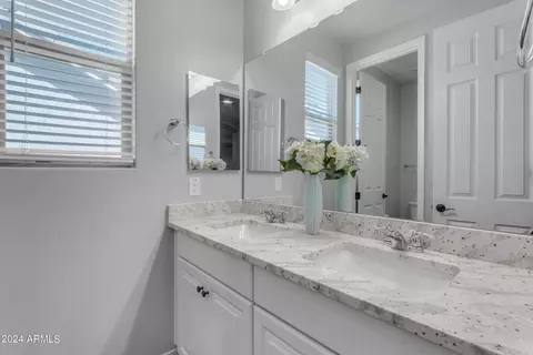 2634 S Olympic Dr, Gilbert, AZ 85295 photo 27