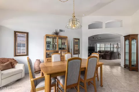 Dining - 8351 E Monte Ave, Mesa, AZ 85209 photo 2 of 4