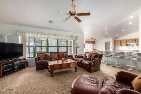 Living - 8351 E Monte Ave, Mesa, AZ 85209 photo 2 of 4