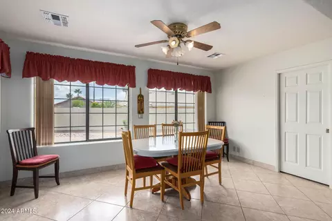 Dining - 8351 E Monte Ave, Mesa, AZ 85209 photo 3 of 4