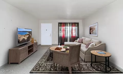 2031 E Mitchell Dr, Phoenix, AZ 85016 photo 2