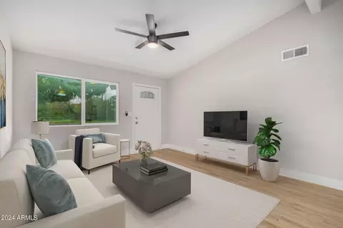39 W 9th Pl #B, Mesa, AZ 85201 photo 2