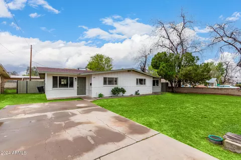 39 W 9th Pl #B, Mesa, AZ 85201 photo 4