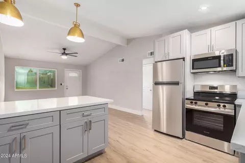 39 W 9th Pl #B, Mesa, AZ 85201 photo 13