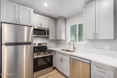 39 W 9th Pl #B, Mesa, AZ 85201 photo 15
