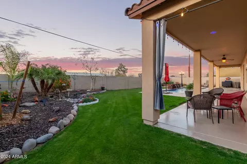 Exterior - 1212 E Desert Dr, Phoenix, AZ 85042 photo 18 of 40