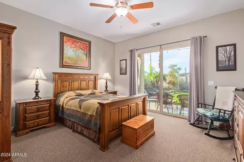Bedroom - 1212 E Desert Dr, Phoenix, AZ 85042 photo 1 of 9