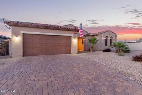 Exterior - 1212 E Desert Dr, Phoenix, AZ 85042 photo 9 of 40