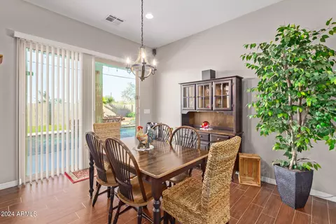 Dining - 1212 E Desert Dr, Phoenix, AZ 85042 photo 4 of 4