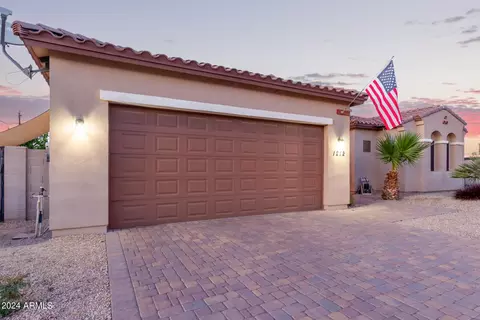 Exterior - 1212 E Desert Dr, Phoenix, AZ 85042 photo 8 of 40