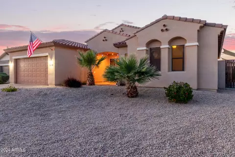 Exterior - 1212 E Desert Dr, Phoenix, AZ 85042 photo 4 of 40