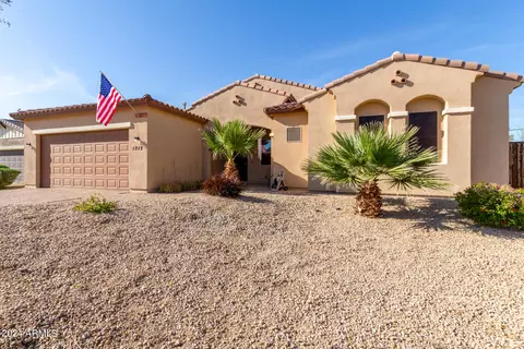 Exterior - 1212 E Desert Dr, Phoenix, AZ 85042 photo 15 of 40