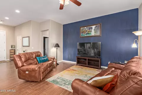 Living - 1212 E Desert Dr, Phoenix, AZ 85042 photo 4 of 5