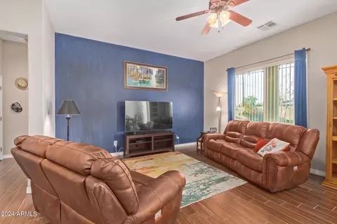 Living - 1212 E Desert Dr, Phoenix, AZ 85042 photo 3 of 5