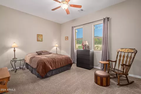 Bedroom - 1212 E Desert Dr, Phoenix, AZ 85042 photo 5 of 9