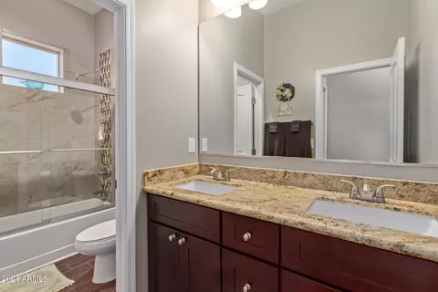 Bath - 1212 E Desert Dr, Phoenix, AZ 85042 photo 3 of 3