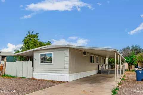 7627 E Gale Ave, Mesa, AZ 85209