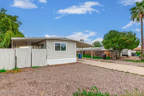 7627 E Gale Ave, Mesa, AZ 85209 photo 4