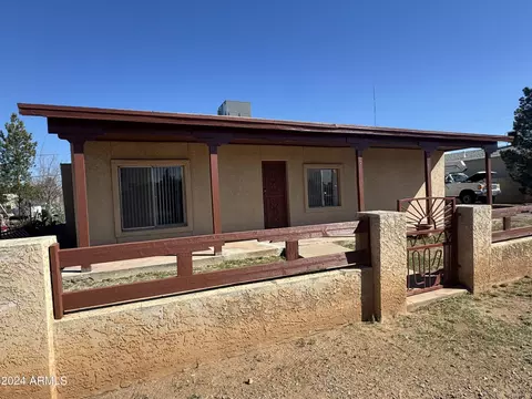 410 W Irvine Ave, Douglas, AZ 85607