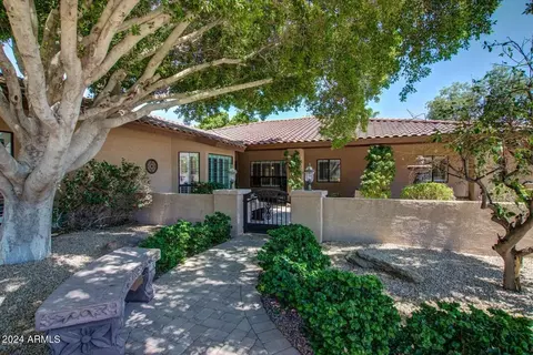 12027 S Tuzigoot Dr, Phoenix, AZ 85044