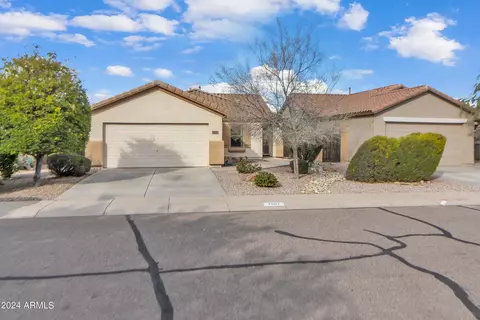 3602 W Mesquite Ave, San Tan Valley, AZ 85142