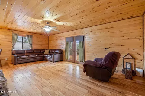 2097 Bests Dr, Overgaard, AZ 85933 photo 6