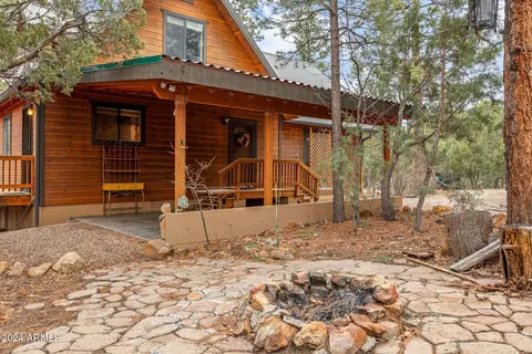 2097 Bests Dr, Overgaard, AZ 85933 photo 4